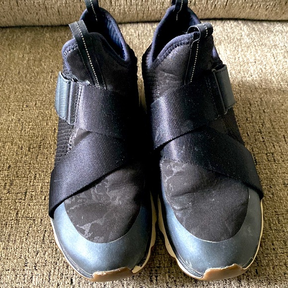 Sorel - Picture 2 of 5